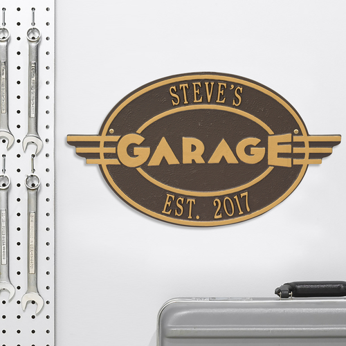 Moderno Garage Bronze & Gold Plaque in use.